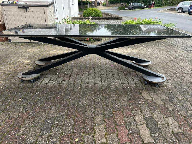 TISCHGESTELL-4V-mit-Verstärkungsrahmen_RWGMETAL_WEB_22 | Metallwarenfabrik