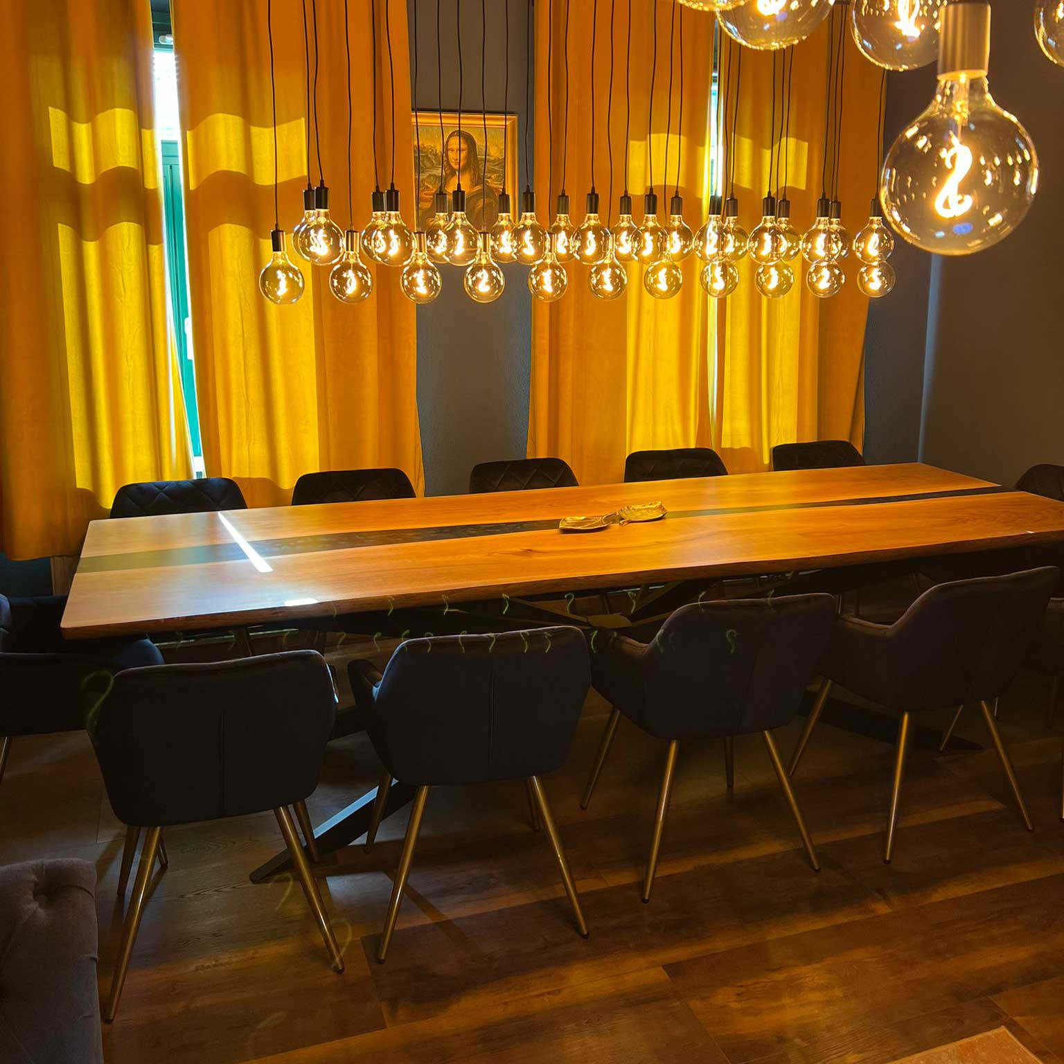 TISCHGESTELL-4V-mit-Verstärkungsrahmen_RWGMETAL_WEB_24 | Metallwarenfabrik